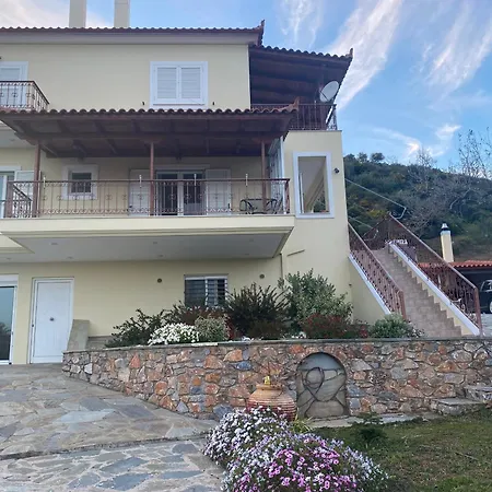 Feriehus παραθαλασσιο σπιτι στην εξοχη *