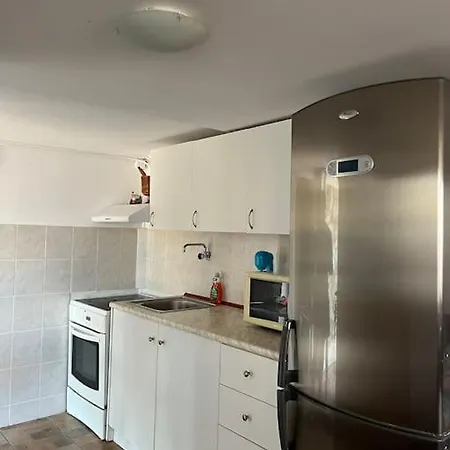 σπίτι σε λόφο με θέα τη θάλασσα * Karystos (Evia)
