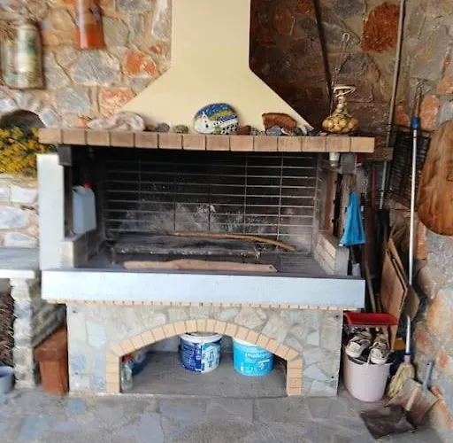 παραθαλασσιο σπιτι στην εξοχη بيت للعطل Tsakei