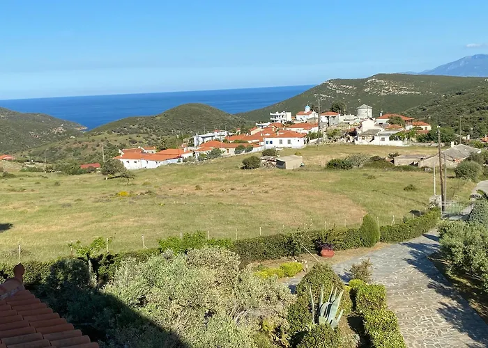 παραθαλασσιο σπιτι στην εξοχη Hébergement de vacances Tsakei